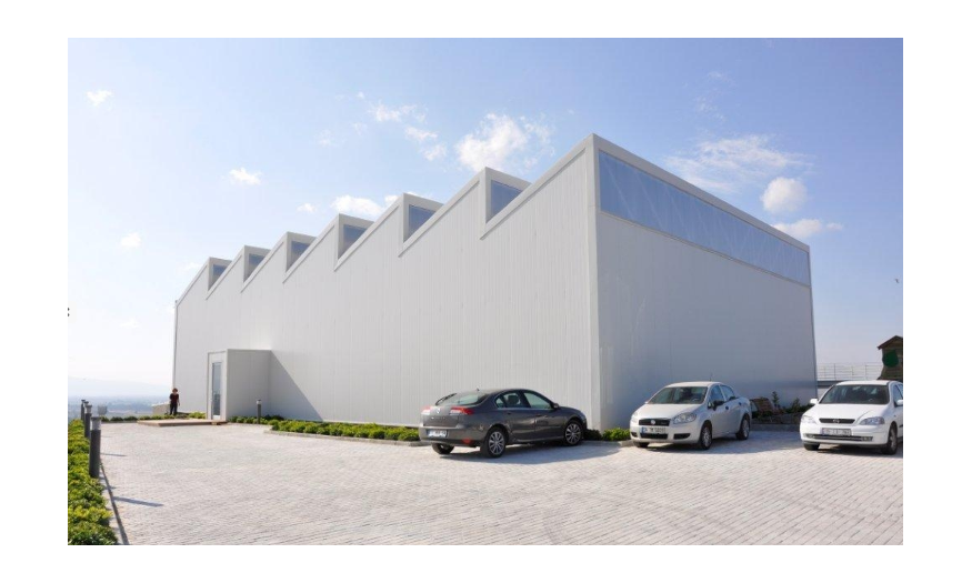 NewLux_polikarbonat_cephe_kapalamasi_satis_uygulama_isleri (4)